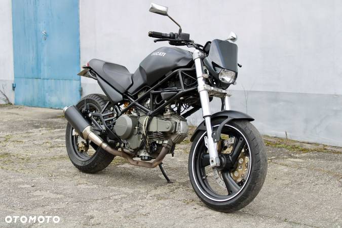 Ducati Monster - 1