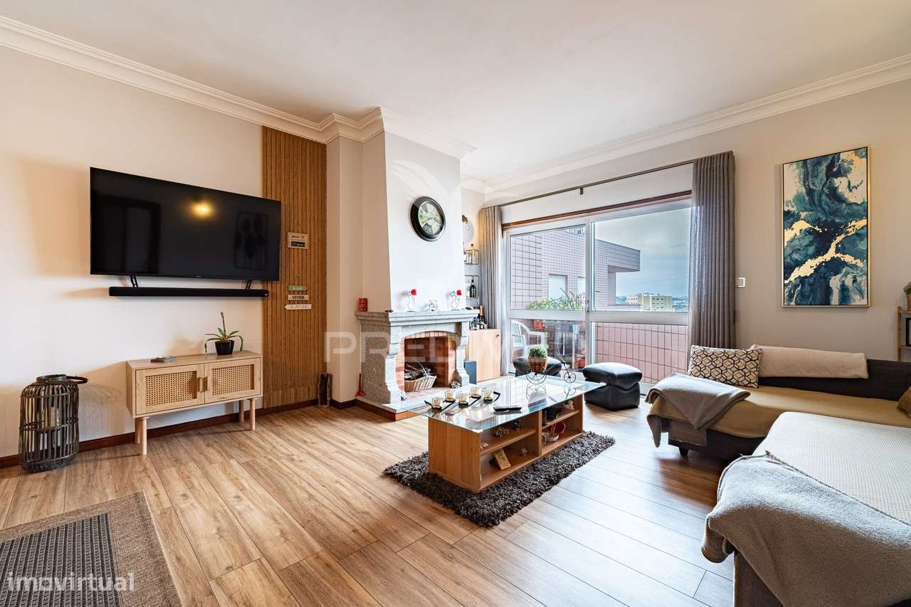 T3 com  lareira, 3 varandas e box em Valbom, Gondomar - Grande imagem: 3/30