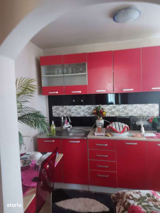 Casa de 6camere, decomandat, 127 mp., curte si gradina in zona Sandule - Imagine principală: 5/16