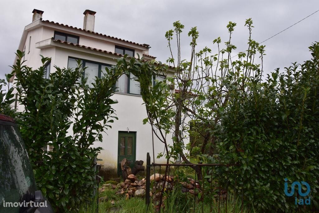 Habitação T6 em Coimbra de 346,00 m2