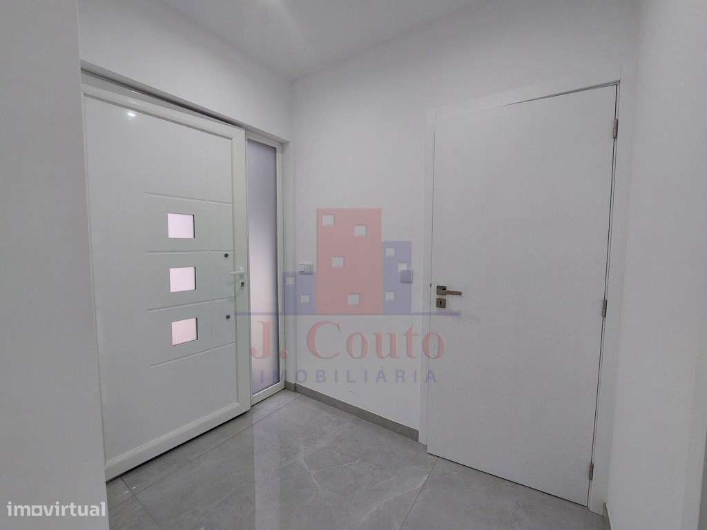 Moradia T3 com vista para o mar-21