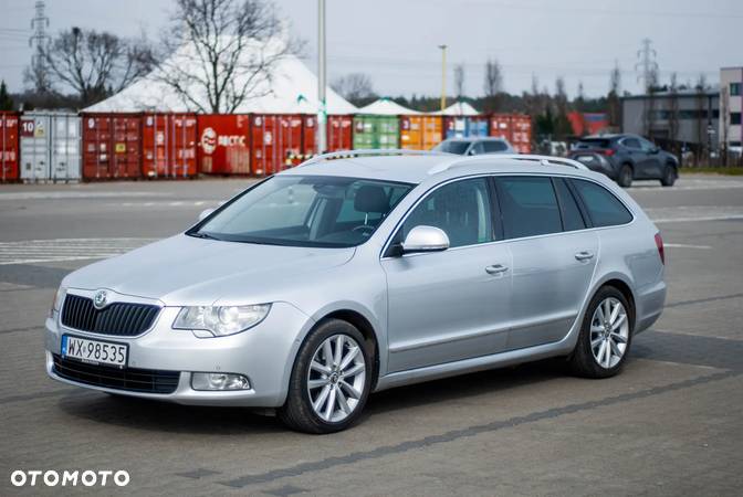 Skoda Superb 1.8 TSI Elegance DSG - 6