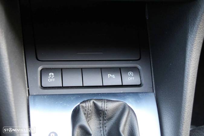 VW Golf 1.6 TDI BlueMotion DSG Comfortline - 36