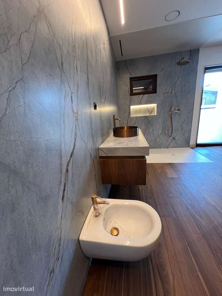 Moradia Luxo T6 Miramar Praia Gaia Piscina 5 Suites Golfe de Miramar-13