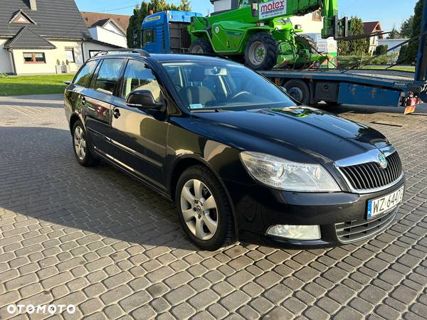 Skoda Octavia 2.0 TDI Ambiente - 2