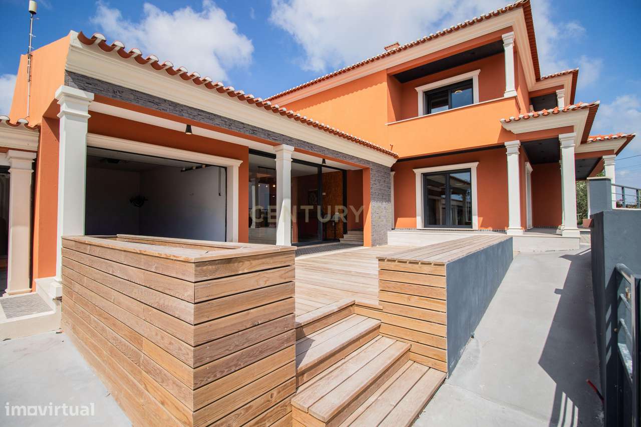 Moradia isolada com piscina e total privacidade, a 5 minutos da A17, M-56