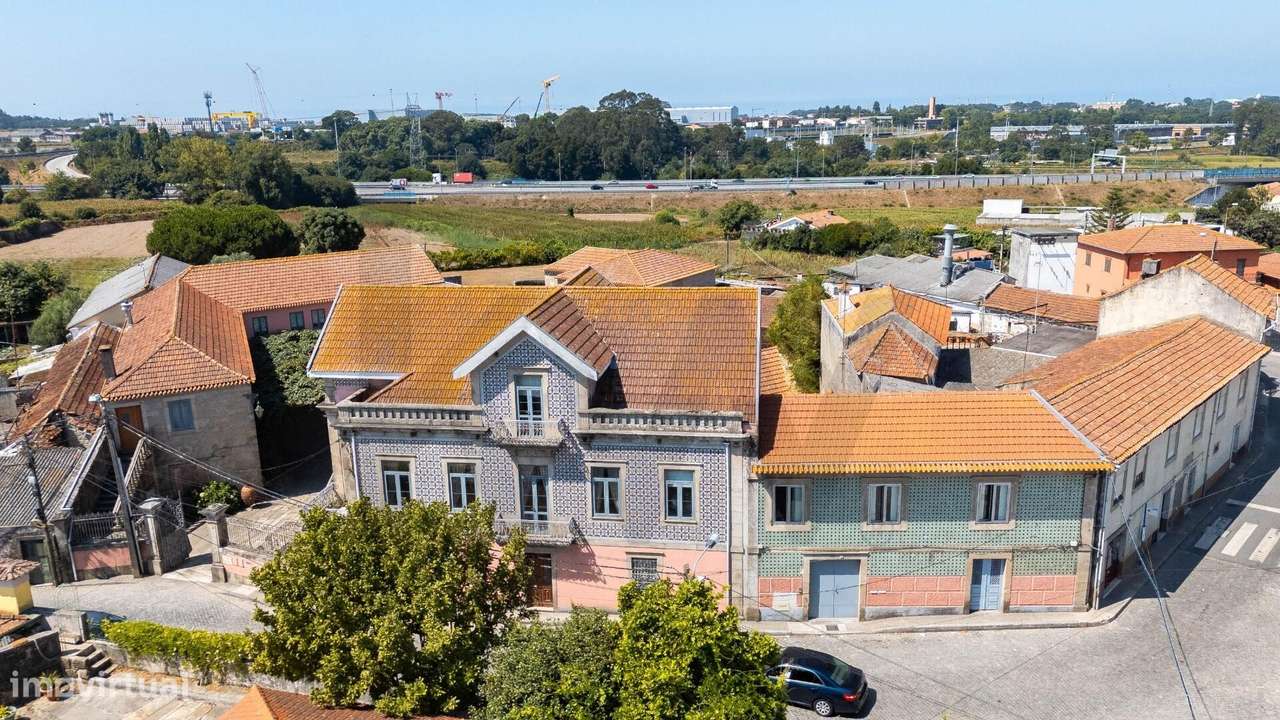 Quinta T3+2 com terreno e potencial de construção em Matosinhos-31