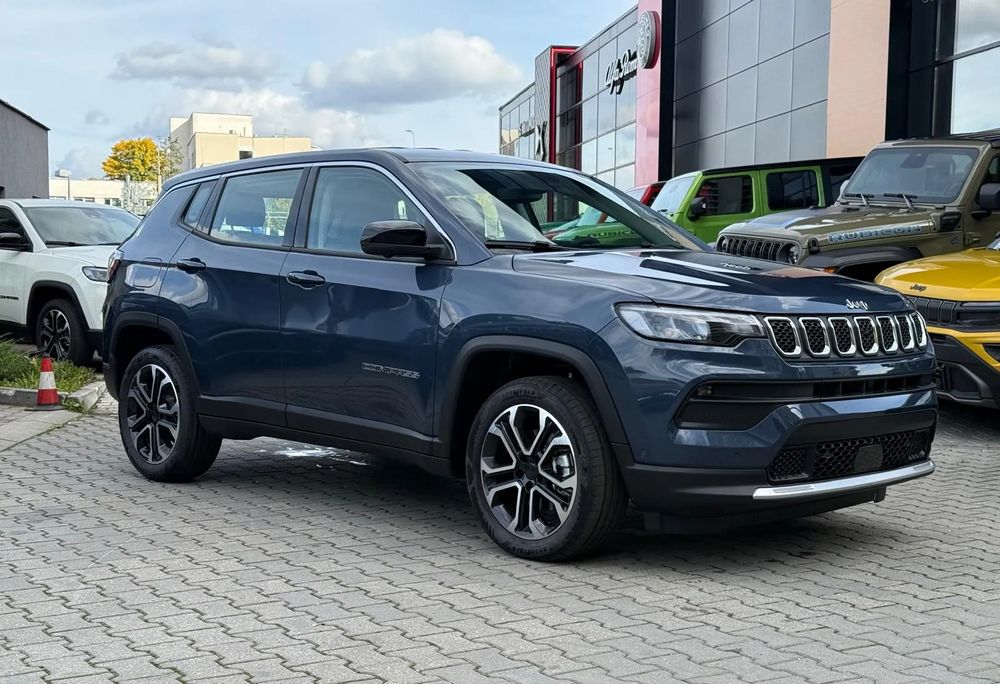 Jeep Compass E-HYBRID Altitude MHEV T4 Turbo 130KM DCT7
