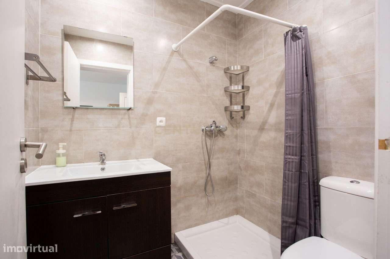 Apartamento com 3 quartos na Estrela, Lisboa-19