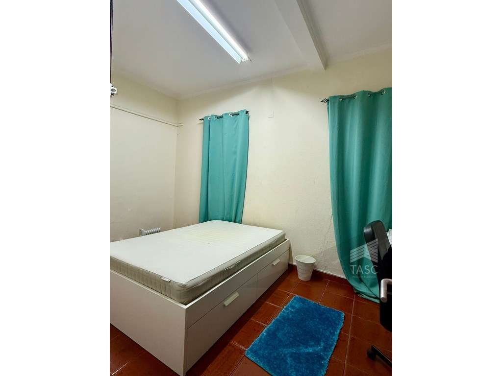 Apartamento T5 para rentabilidade-7