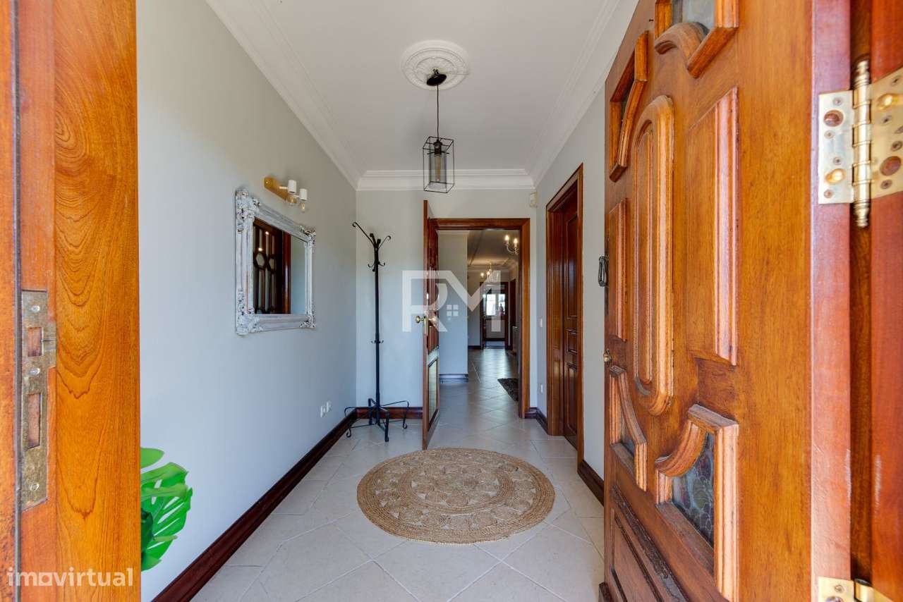 MORADIA T5 COM ESPAÇO EXTERIOR | SUSÃO, VALONGO-8