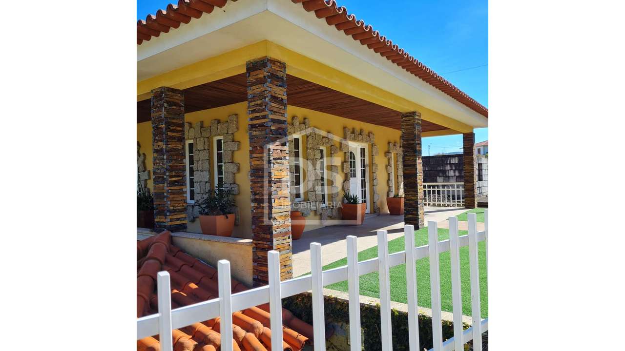 Moradia Isolada T4 Venda em Sobrado e Bairros,Castelo de Paiva - Grande imagem: 4/24