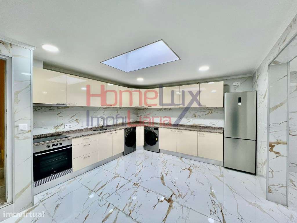 Moradia T4+1 em São Roque-14