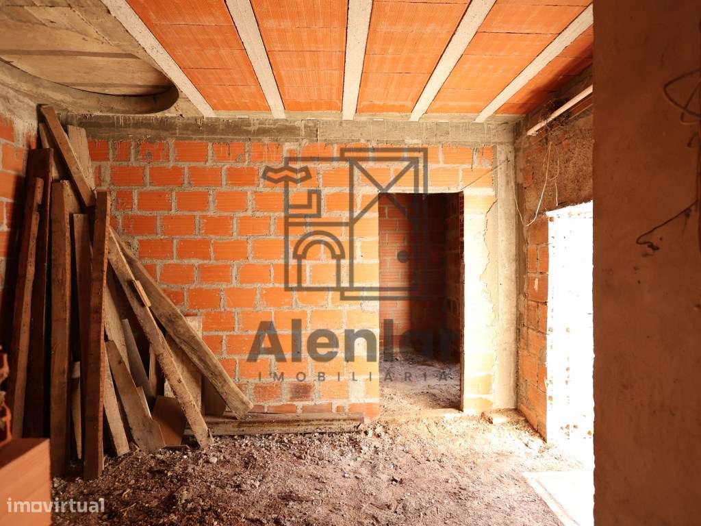Prédio para remodelação - Alenquer-12