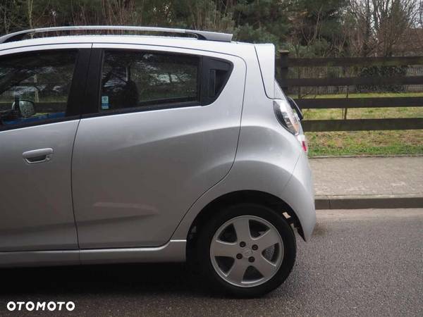 Chevrolet Spark 1.2 LTZ - 17