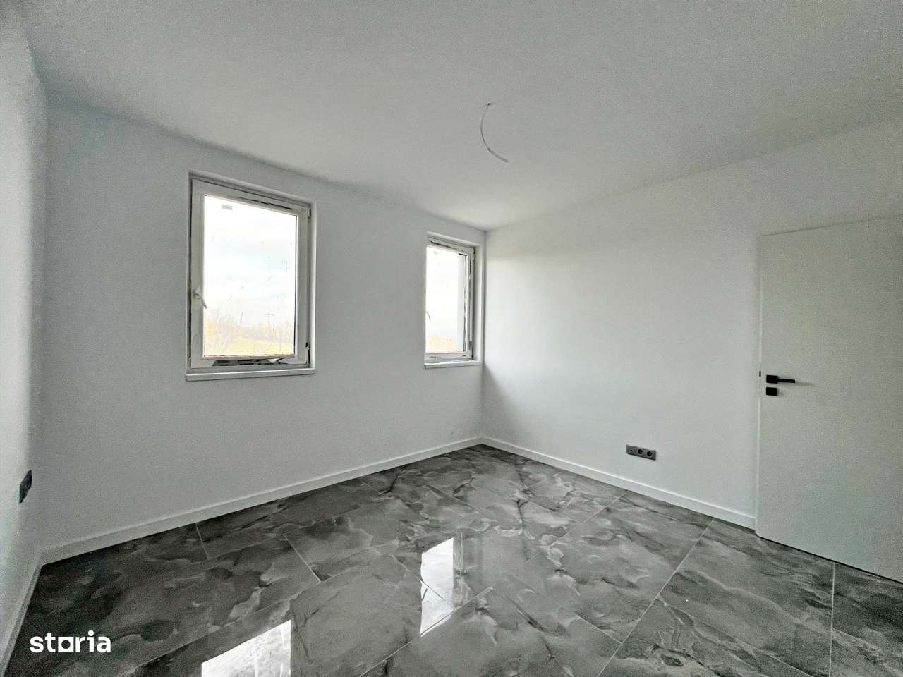 Casă întabulată, 5 cam, 119 mp utili, curte 70 mp – finisată la cheie-16