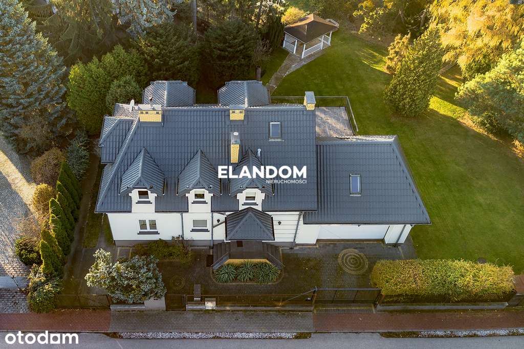 Duży dom z piękną działką 1365 m² blisko Centrum-1