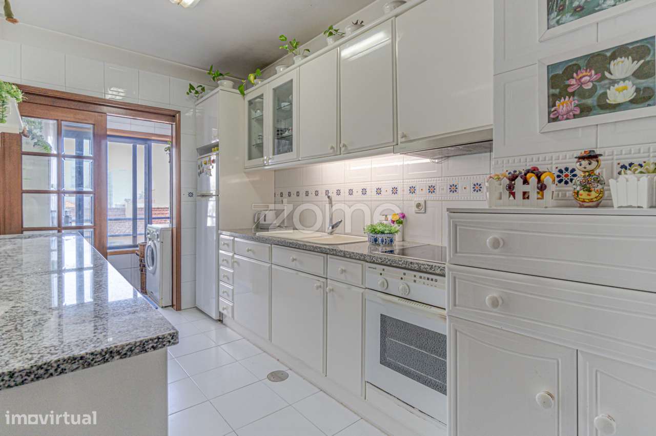 Apartamento T3 com suíte e excelentes áreas no coração de Matosinho... - Grande imagem: 4/34