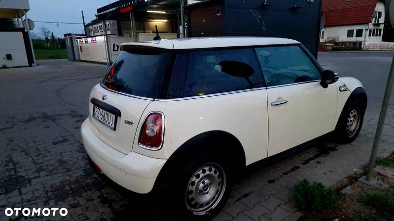 MINI ONE Standard - 2