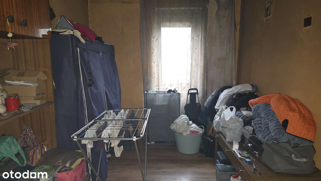 Przestronny dom z piwnicą i strychem-8