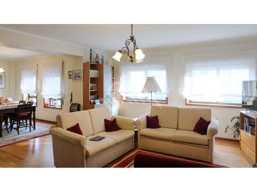 Apartamento T4 Venda Porto-1