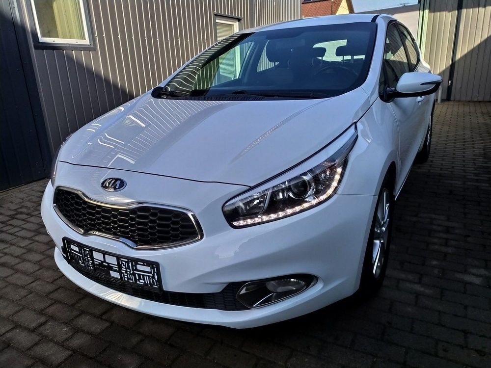 Kia Ceed II 2013