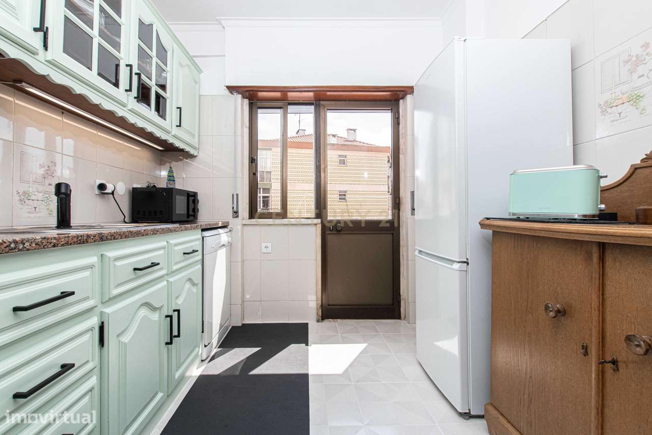 Apartamento – Póvoa de Santo Adrião e Olival Basto - Vista 5
