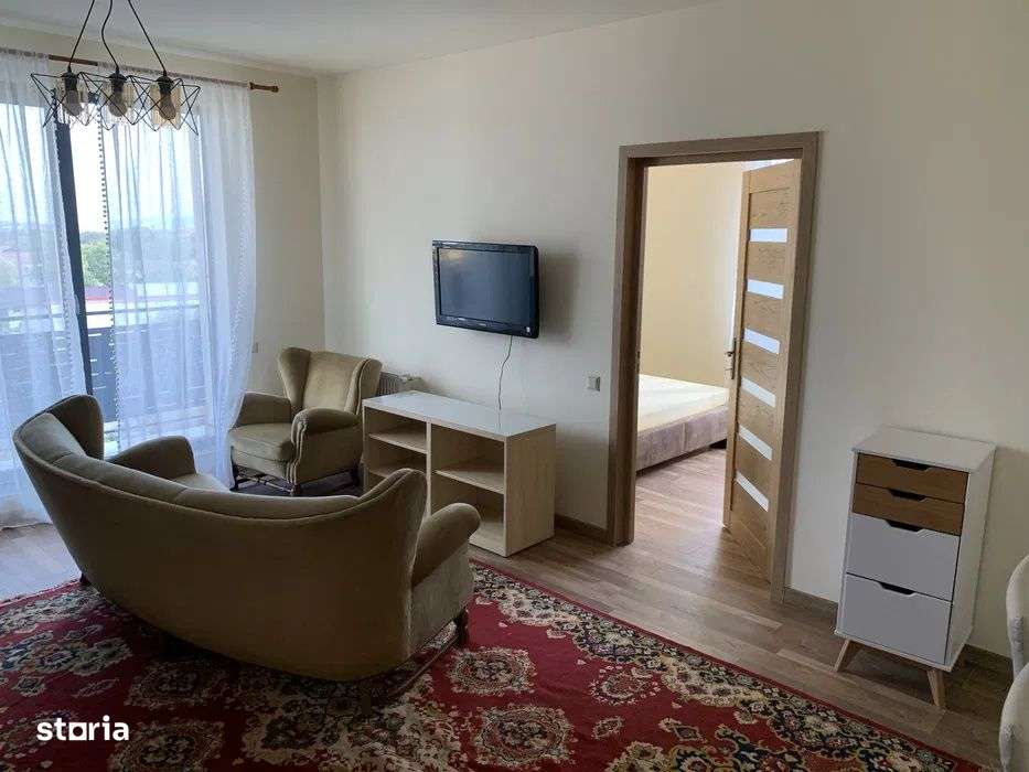 Apartament cu 3 camere, 56 mp, parcare, zona Centrala Gilau - Imagine principală: 2/7