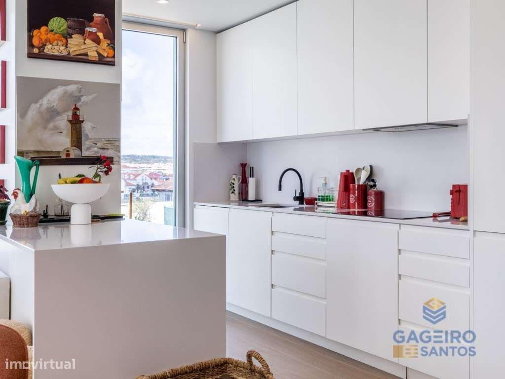 Apartamento T2 na Primeira Linha de Mar - Avenida Marginal, São Mar...-11