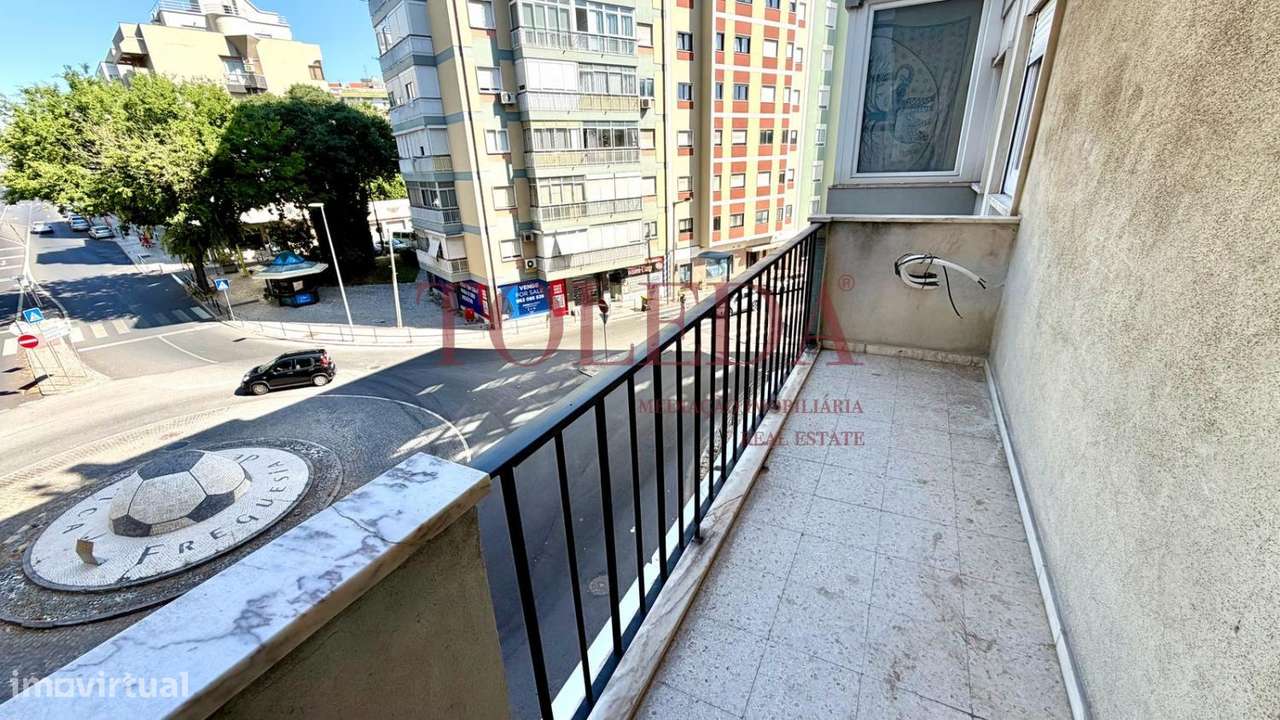 T3 Remodelado ao Colombo c/ varanda 3 WC-37