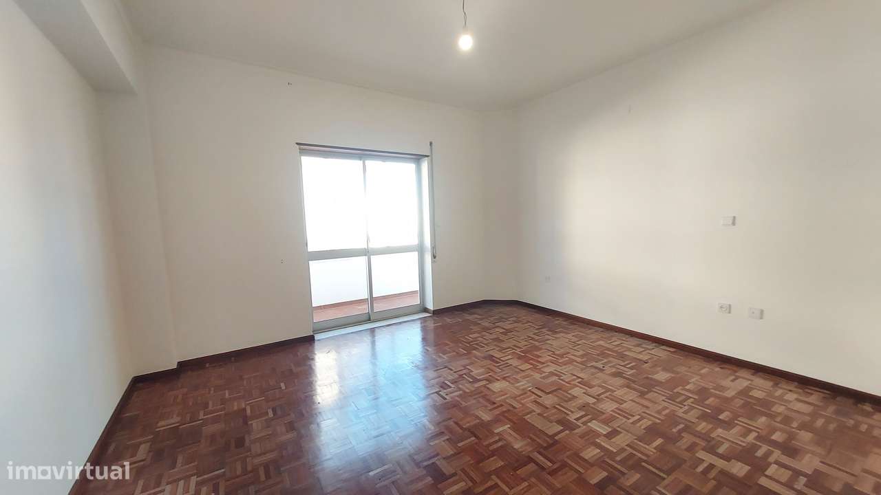 Apartamento T3 - Centro de Fátima-17