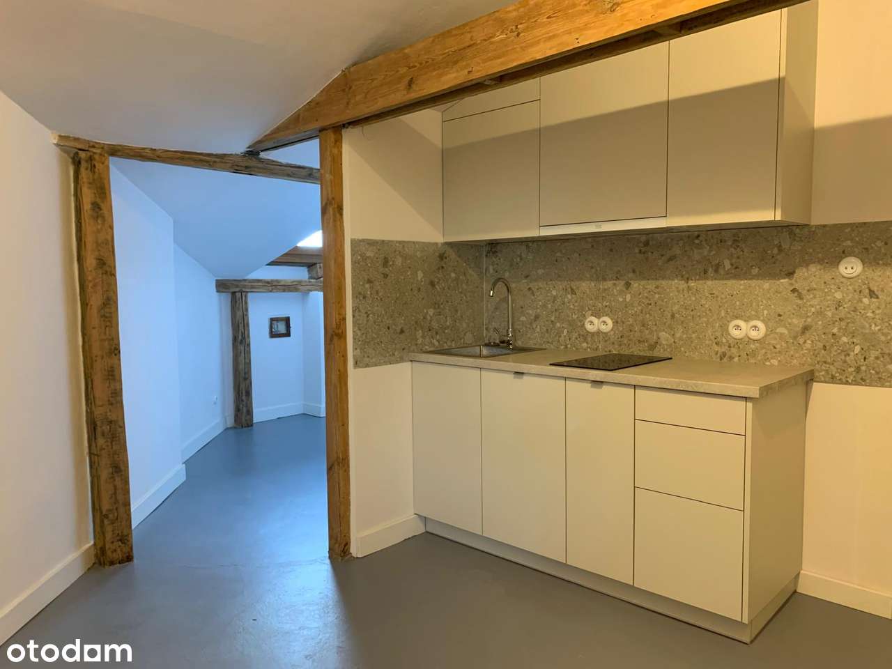 Piękny strych na Saskiej Kępie! - Pełny obrazek: 5/13