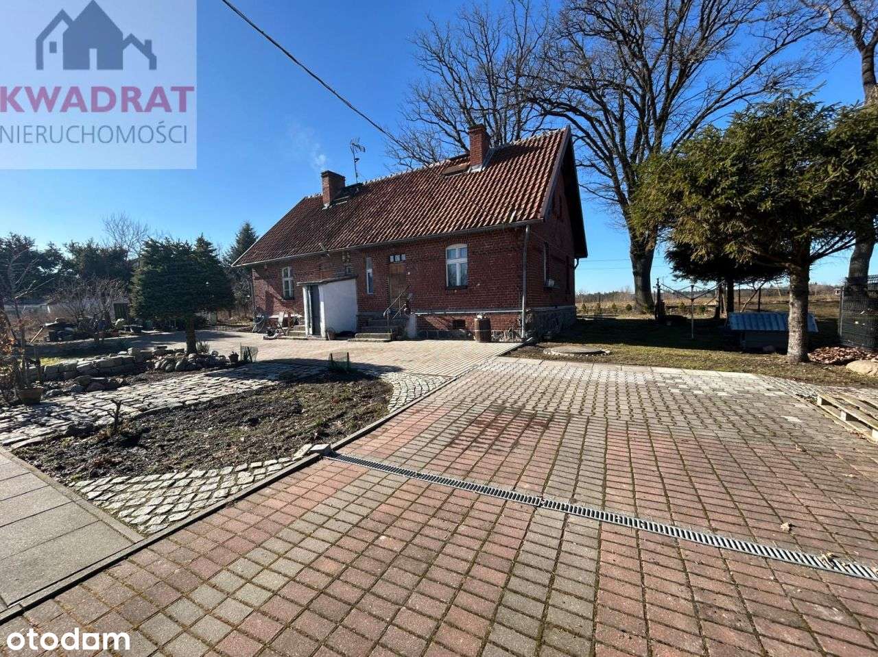 Na sprzedaż dom jednorodzinny z dwoma lokalami Chr-9