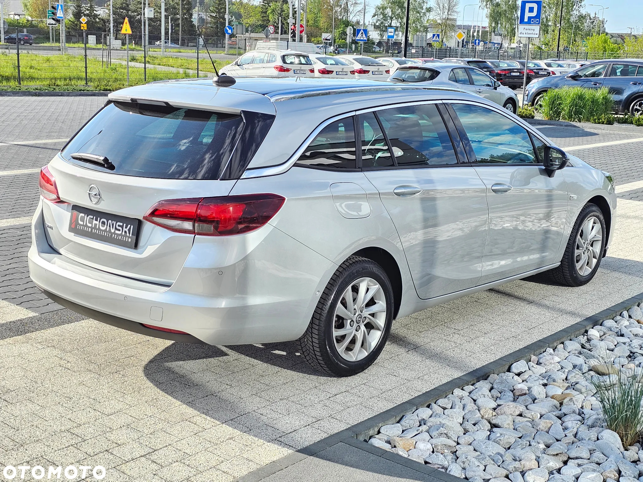 Opel Astra V 1.2 T Elegance S&S - 16