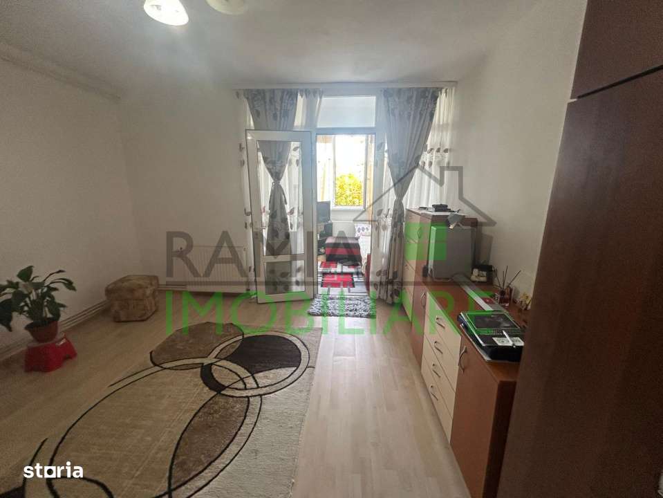 Garsoniera de vanzare  cartier Noua-11