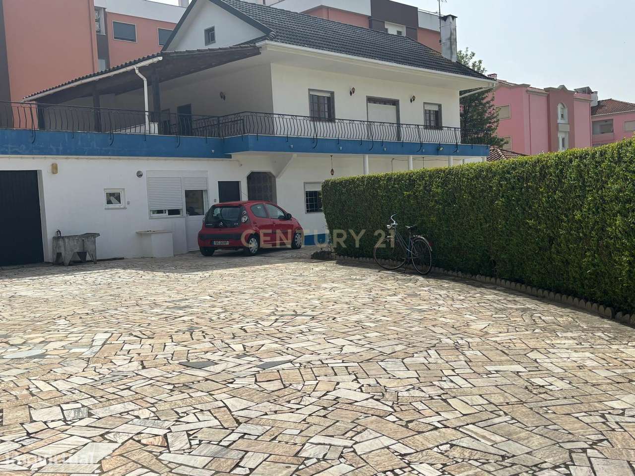 Moradia com Piscina - Entroncamento-33