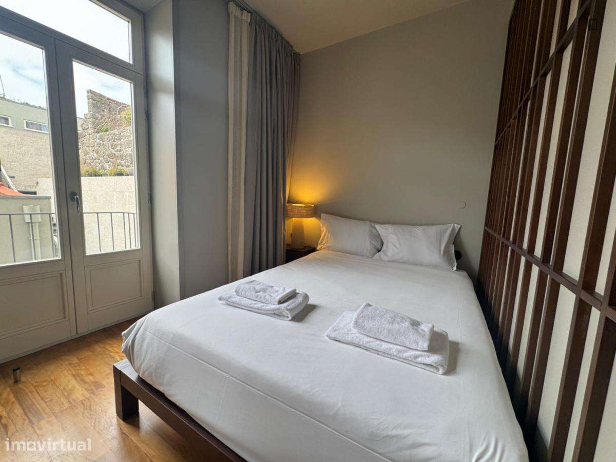 Apartamento com 1 quartos - localizado em Sé Porto - Grande imagem: 3/7