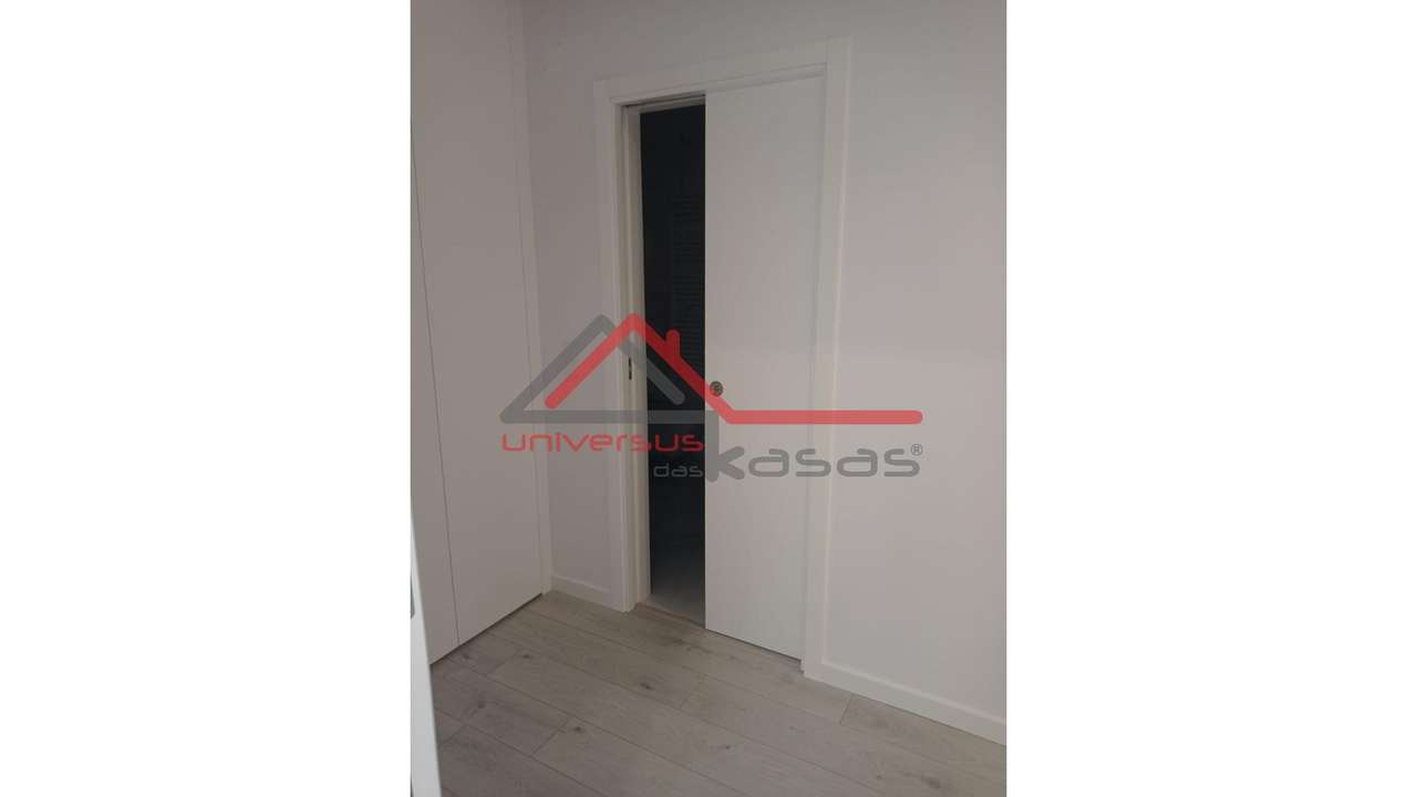 Apartamento T3+2 DUPLEX em Montijo-5