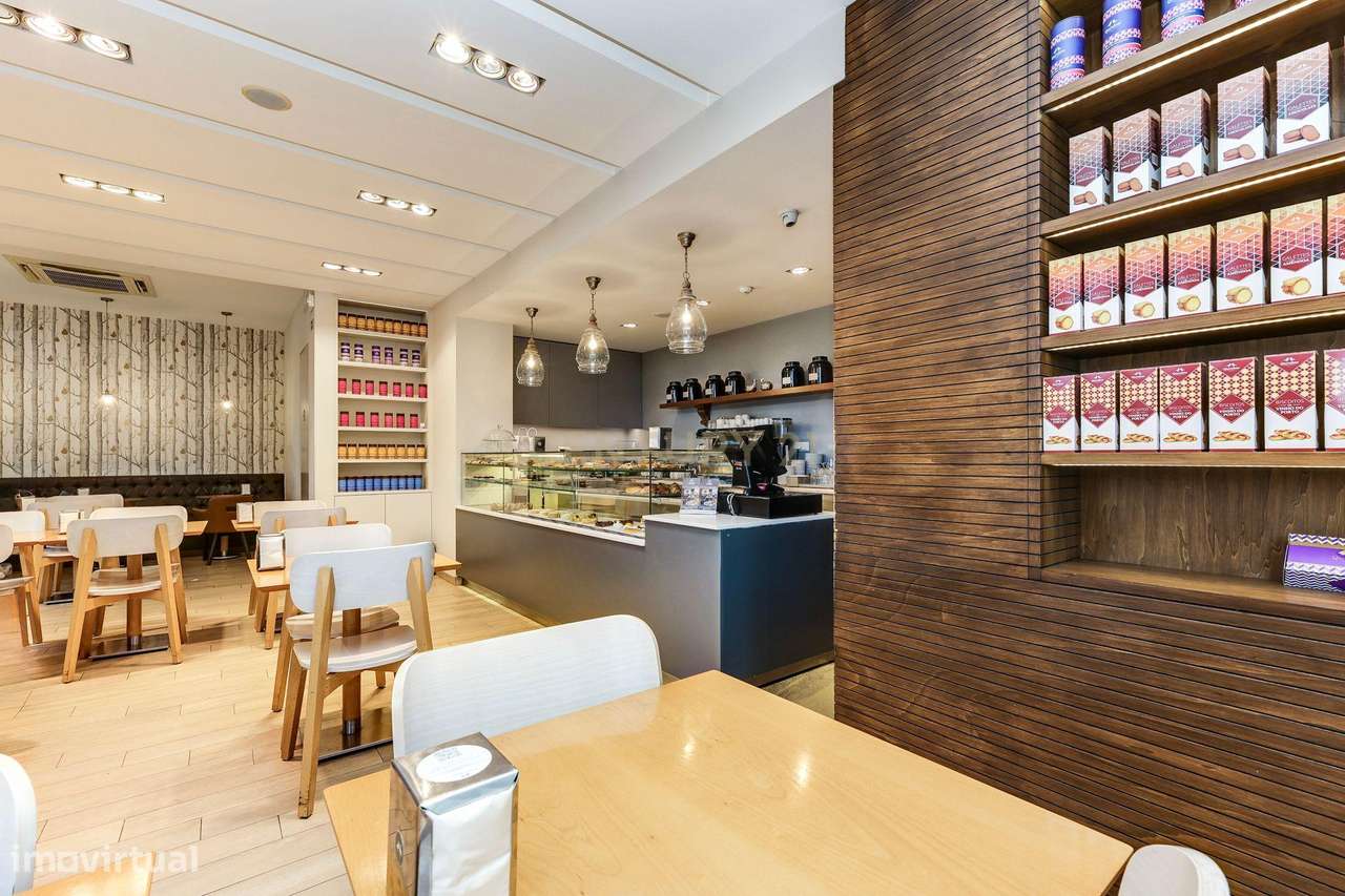 Trespasse de Dois Espaços Distintos: Pastelaria e Restaurante – Parqu - Grande imagem: 2/52