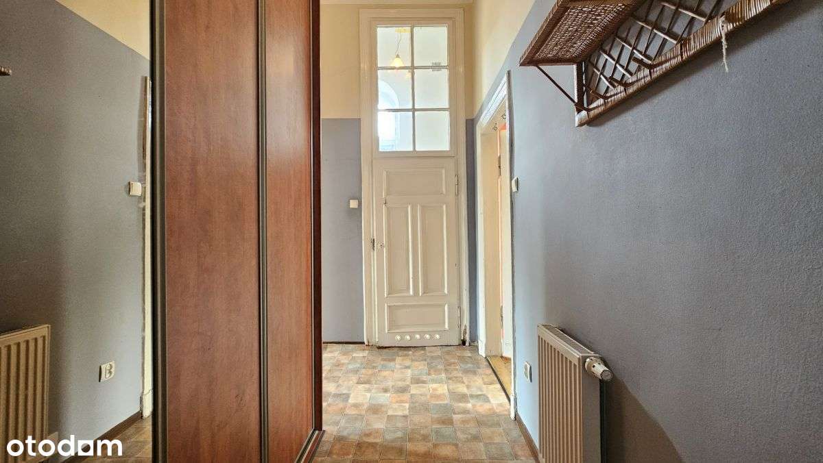 390 cm wysokość | 48m2 | Koneser | Kamienica-7