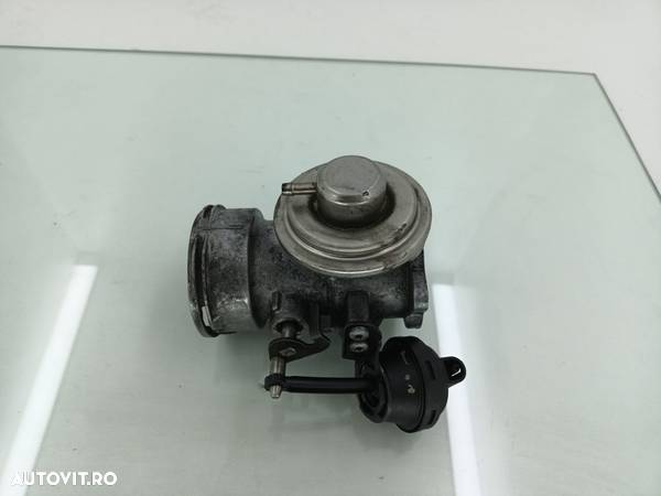 Supapa EGR Audi A4 B6 AWX 1.9 TDI 2001-2005  038131501AA - 1