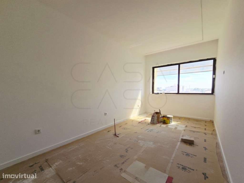 Apartamento a estrear em Plena Avenida 5 de Outubro - Grande imagem: 4/12