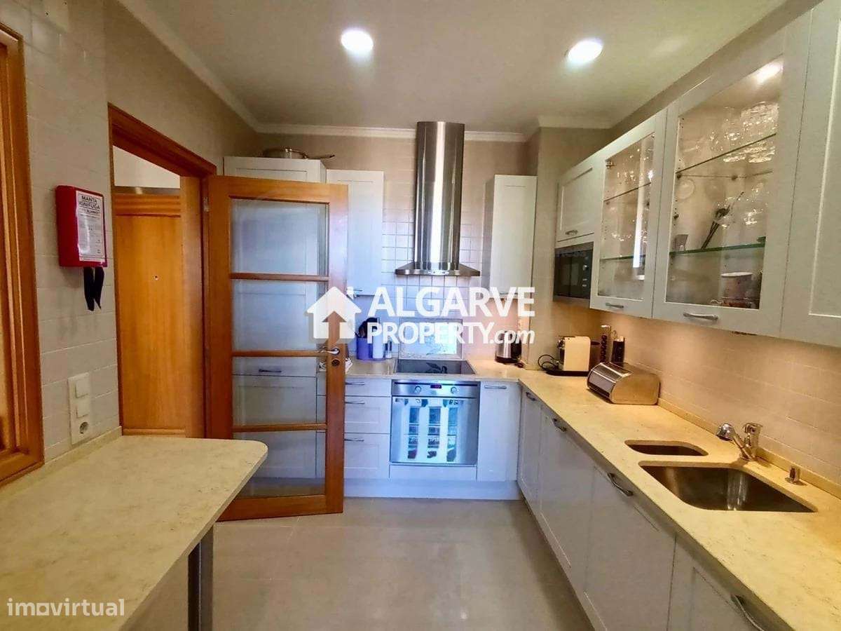 Apartamento T3 de Luxo Junto ao Campo De Golfe Victoria em Vilamoura,-11
