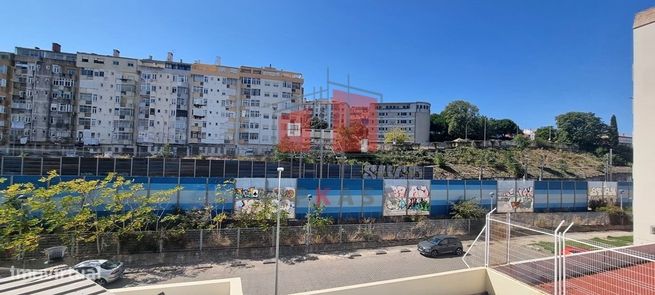 Apartamento T3 com terraço de 200 m2-17