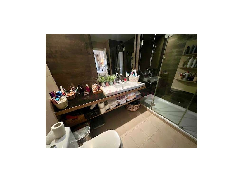 Apartamento T4 no Infantado-40