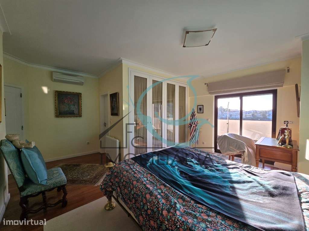 EXCLUSIVO - EXCELENTE APARTAMENTO DUPLEX DE 5 ASSOALHADAS, COM GARA...-48