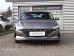 Hyundai Elantra 1.6 Smart CVT - 18