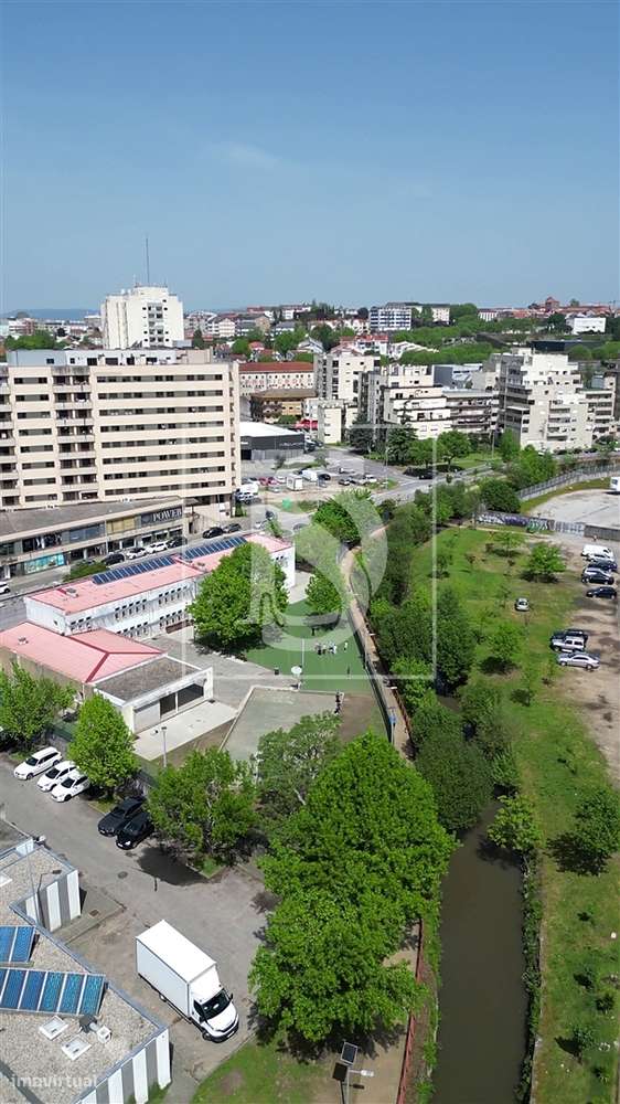 T3 com Terraço e Churrasqueira em São Lázaro, Braga | Venda-22
