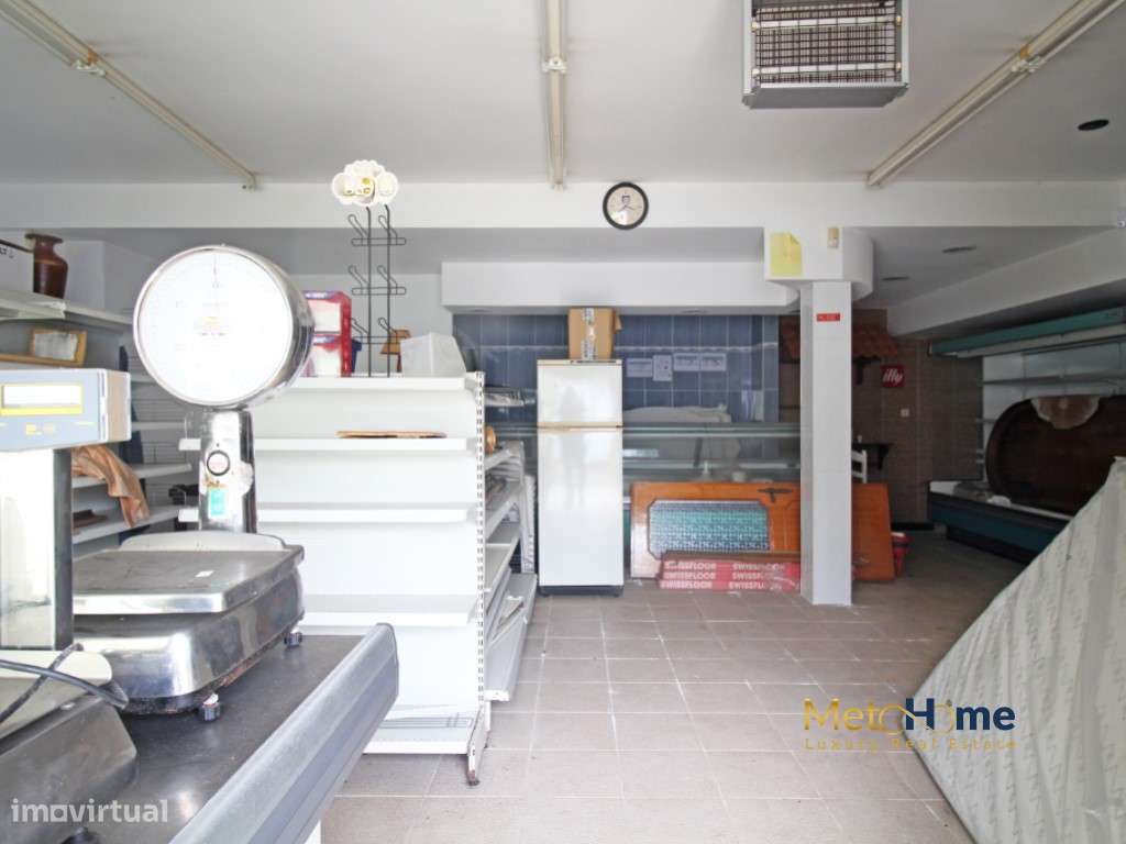 Moradia de 4 frentes em Perosinho-57