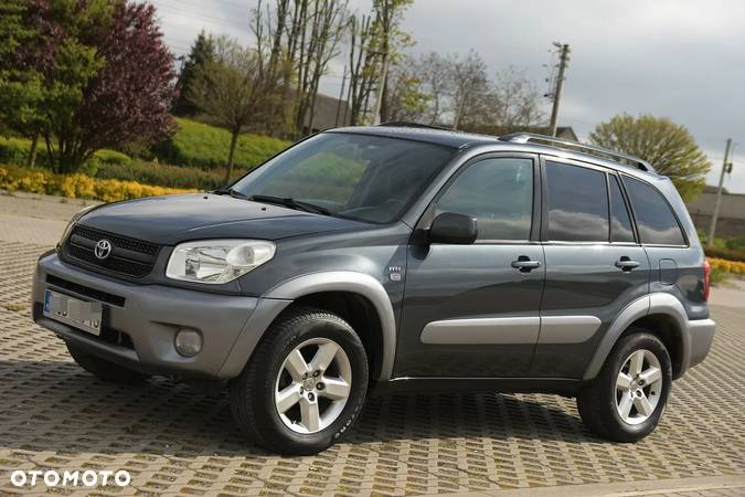 Toyota RAV4 - 3